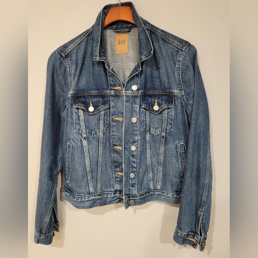 GAP Blue Jean Jacket Classic Style